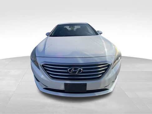 Used 2016 Hyundai Sonata SE FWD image 15