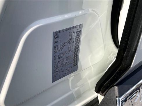 Used 2024 Nissan Pathfinder Platinum w/ Cargo Package image 14