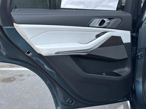 New 2026 BMW X5 sDrive40i w/ Premium Package image 13