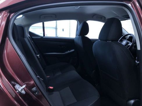 Used 2025 Nissan Sentra SV image 21