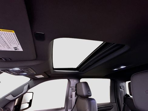 Used 2024 GMC Sierra 2500 AT4 w/ Technology Package image 23