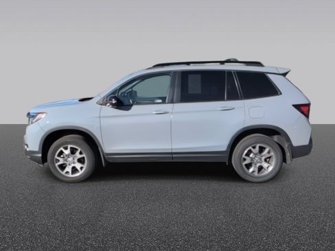 Used 2023 Honda Passport TrailSport image 6