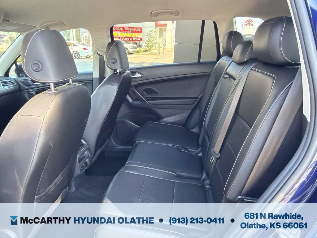 Used 2021 Volkswagen Tiguan SE AWD/4WD image 5