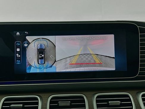 New 2026 Mercedes-Benz GLS 450 4MATIC image 14