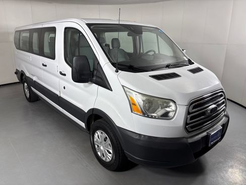 Used 2016 Ford Transit 350 XLT RWD image 2
