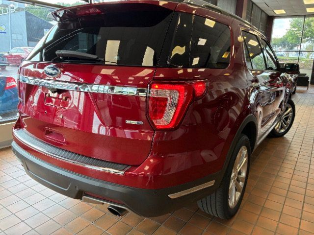 Used 2019 Ford Explorer Limited AWD/4WD image 10