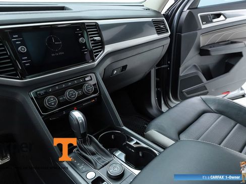 Used 2023 Volkswagen Atlas SEL Premium AWD/4WD image 23