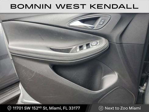 Used 2023 Buick Encore GX Select image 11