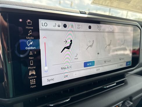 New 2025 Jeep Gladiator Rubicon image 39