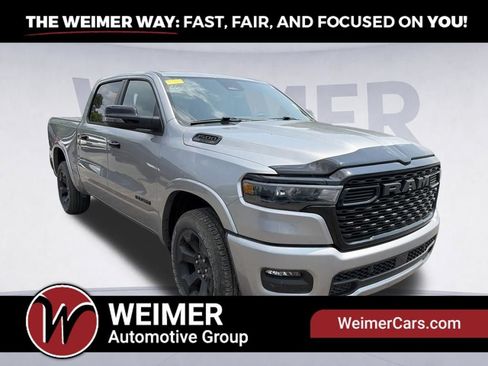 Used 2025 RAM 1500 Big Horn AWD/4WD image 3