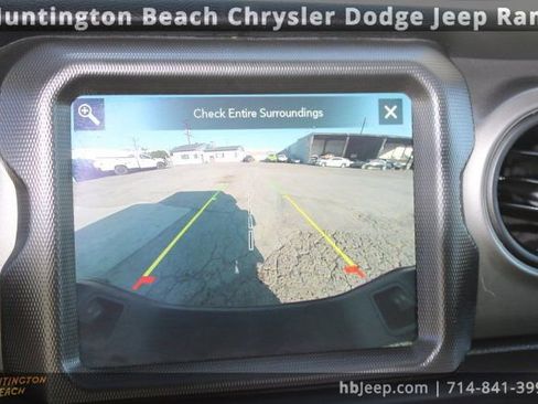 Used 2022 Jeep Gladiator Sport image 36