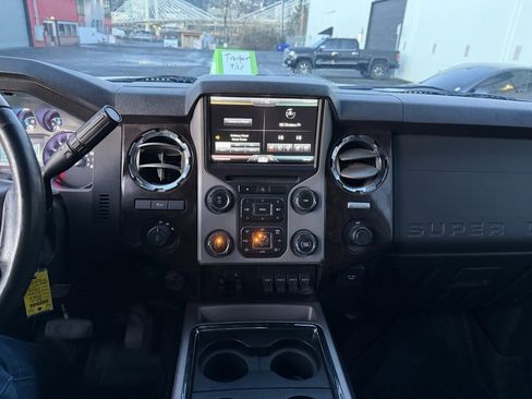 Used 2016 Ford F250 Platinum image 15