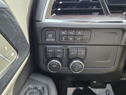 New 2026 Chevrolet Tahoe LT w/ Comfort Package image 18