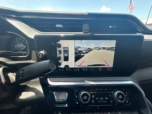 Used 2024 GMC Sierra 2500 Denali w/ Denali Reserve Package AWD/4WD image 33