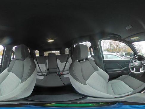 Used 2025 Toyota 4Runner TRD Off-Road image 42