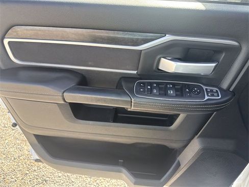 Used 2024 RAM 2500 Big Horn image 13