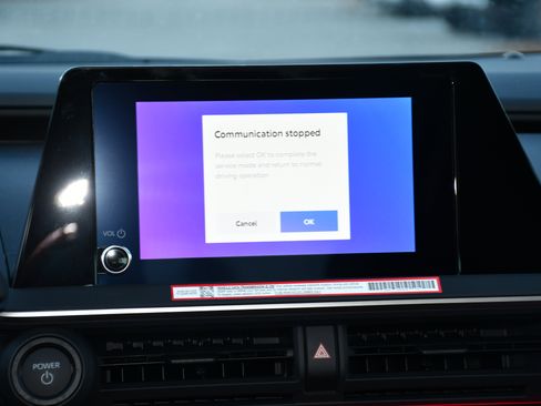 New 2026 Toyota Prius Plug-In Hybrid image 9