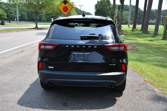 Used 2025 Ford Escape ST-Line Select AWD/4WD image 4