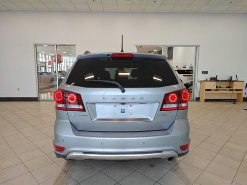 Used 2020 Dodge Journey Crossroad w/ Popular Equipment Group image 4