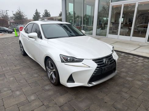 Used 2018 Lexus IS 300 AWD w/ Comfort Package image 2