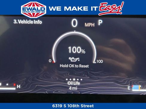 New 2025 Jeep Grand Cherokee Altitude image 25