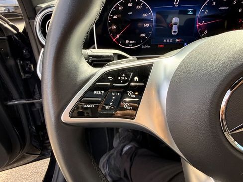 Used 2025 Mercedes-Benz C 300 C 300 image 17