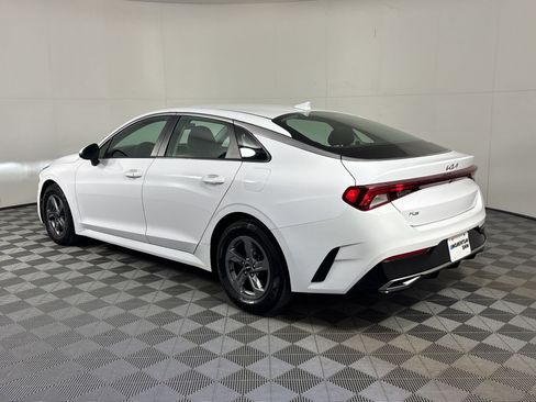 Used 2022 Kia K5 LXS FWD image 3