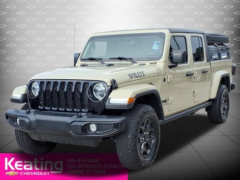 Used 2022 Jeep Gladiator Sport AWD/4WD image 8