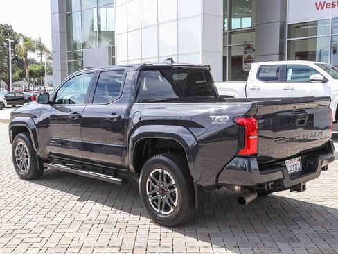Used 2024 Toyota Tacoma TRD Sport image 10