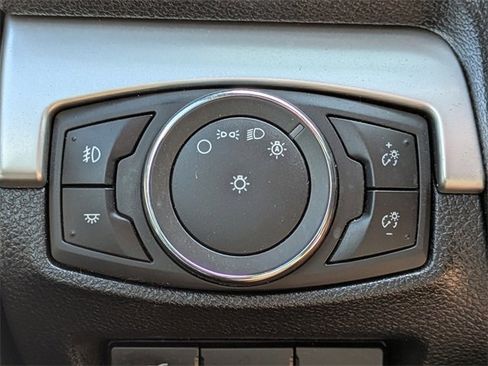 Used 2017 Ford Explorer XLT w/ Equipment Group 202A image 29