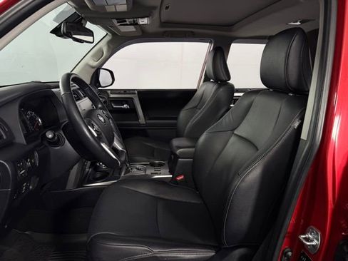 Used 2023 Toyota 4Runner Limited image 14