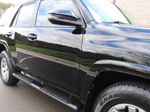 Used 2016 Toyota 4Runner Trail Premium image 23