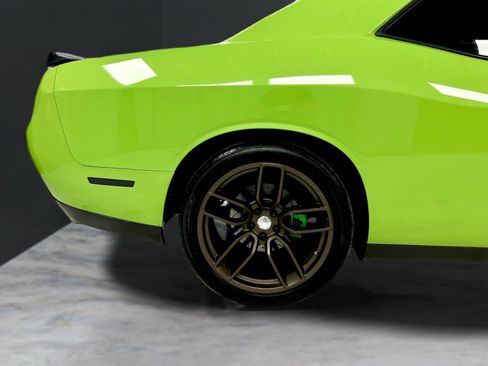 Used 2015 Dodge Challenger R/T Plus RWD image 36