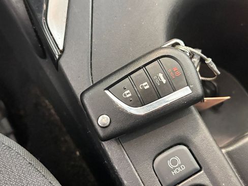 Used 2023 Toyota Corolla LE image 21