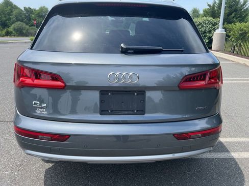 Used 2020 Audi Q5 2.0T Premium w/ Convenience Package AWD/4WD image 5