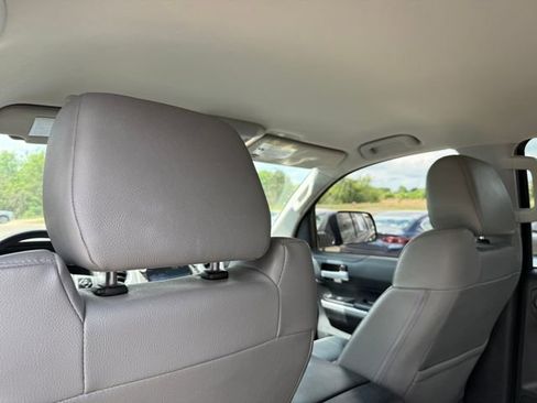 Used 2021 Toyota Tundra SR5 w/ SR5 Leather Package AWD/4WD image 28