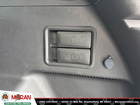 Used 2024 Chevrolet Equinox LT image 29