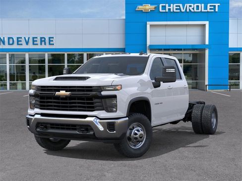 New 2025 Chevrolet Silverado 3500 W/T w/ WT Convenience Package image 6