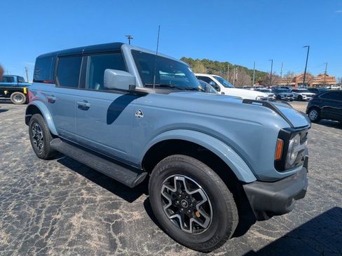 Certified 2025 Ford Bronco Outer Banks image 1