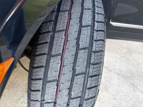 Used 2018 Cadillac XT5 Luxury w/ Driver Awareness Package image 42