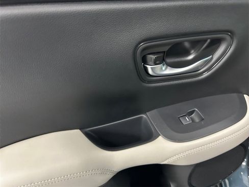 New 2026 Honda HR-V LX image 15