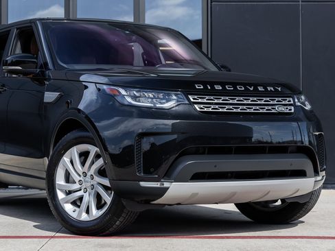 Used 2020 Land Rover Discovery HSE image 5