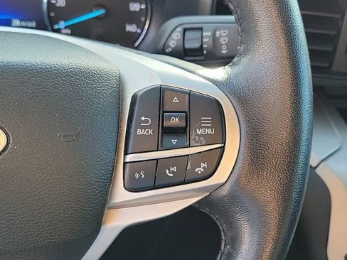 Used 2023 Ford Explorer XLT RWD image 27