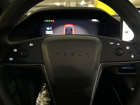 Used 2023 Tesla Model X Plaid AWD/4WD image 23