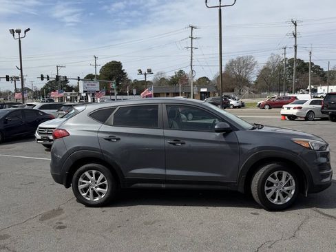 Used 2019 Hyundai Tucson SE FWD image 6