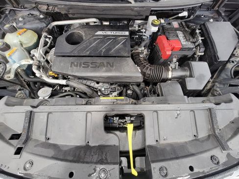 Used 2025 Nissan Rogue SV image 8