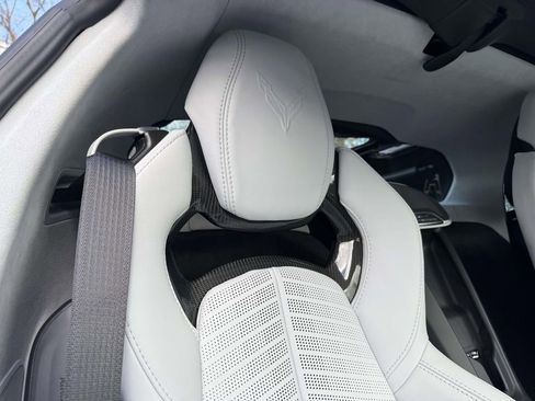 Used 2024 Chevrolet Corvette Stingray Premium Cpe w/ Z51 Performance Package image 16