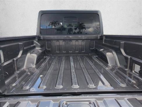 Used 2024 Jeep Gladiator Sport image 6