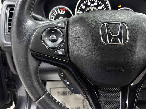 Used 2019 Honda HR-V Sport image 16