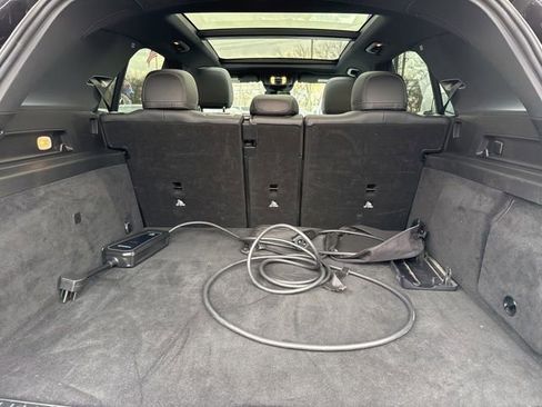 Used 2025 Mercedes-Benz GLE 450e 4MATIC w/ Winter Package image 30